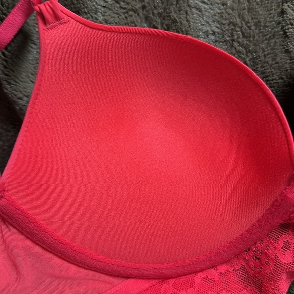 VICTORIAS SECRET Red Lace Push Up Bra Sz 32D - Picture 4 of 7